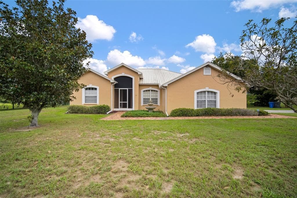 6745 SIMMONS LOOP RIVERVIEW, FL 33578