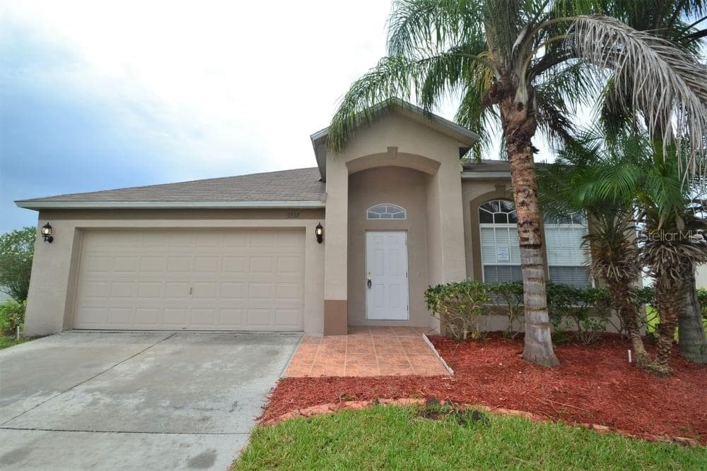 5337 OUTLOOK WAY ZEPHYRHILLS, FL 33541