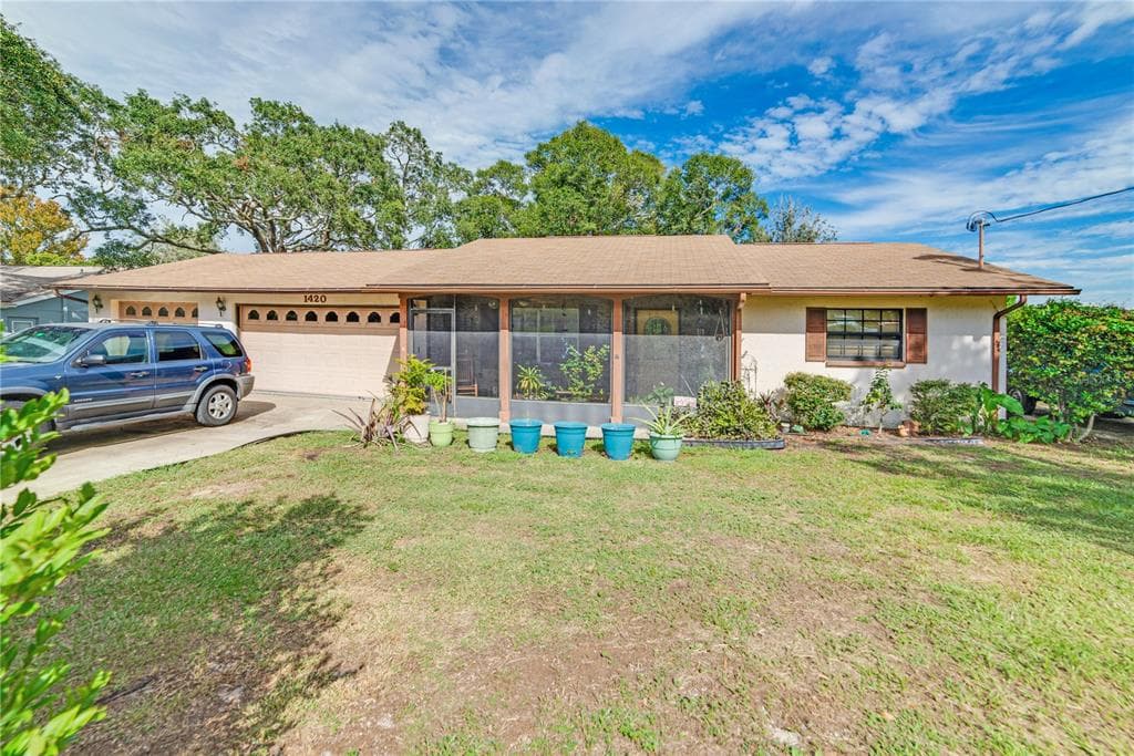 1420 IVYDALE ROAD SPRING HILL, FL 34606