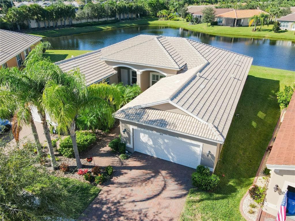 4934 MARBLE SPRINGS CIRCLE WIMAUMA, FL 33598