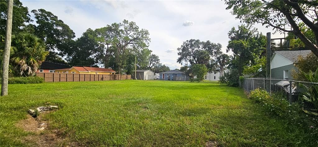 2009 DAVIS STREET TAMPA, FL 33605