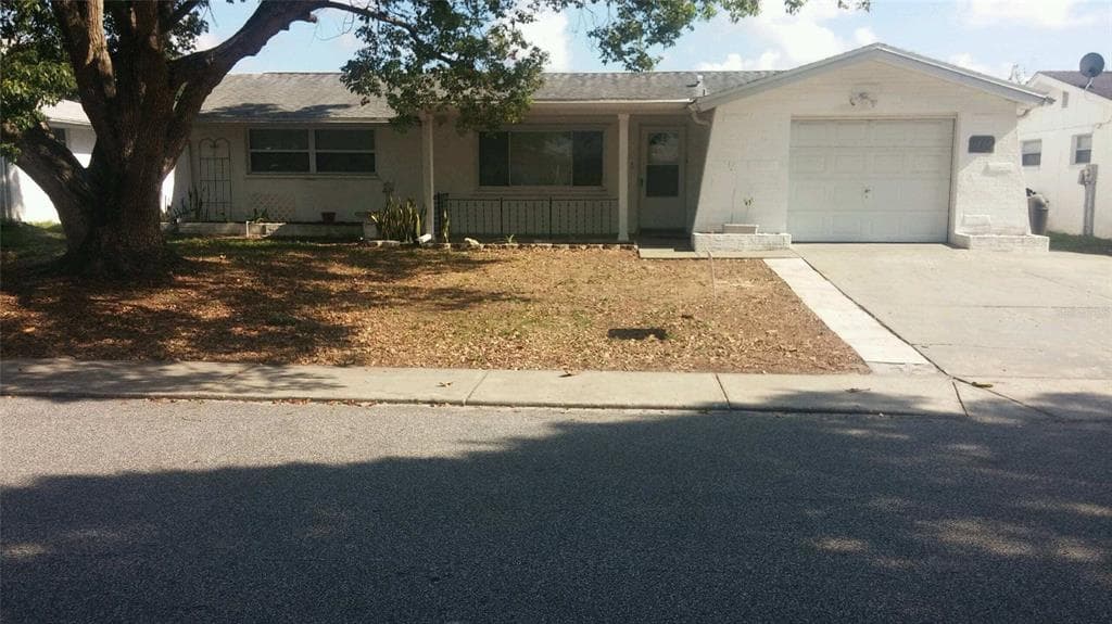 7144 NOVA SCOTIA DRIVE PORT RICHEY, FL 34668