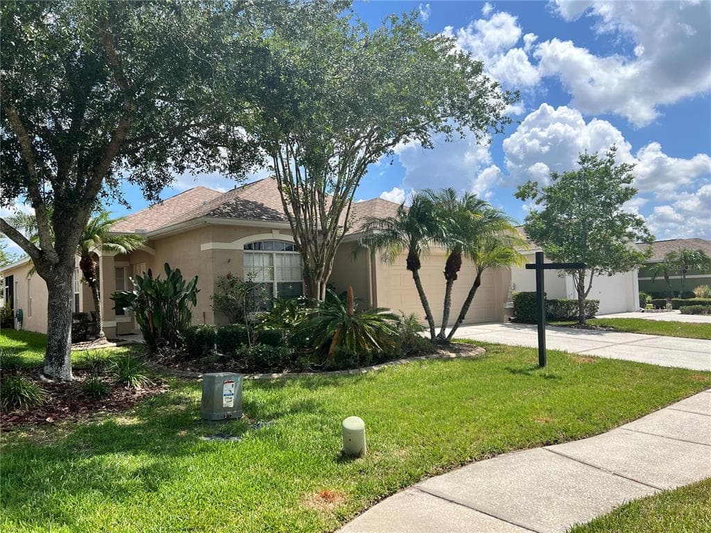 2918 BANYAN HILL LANE LAND O LAKES, FL 34639