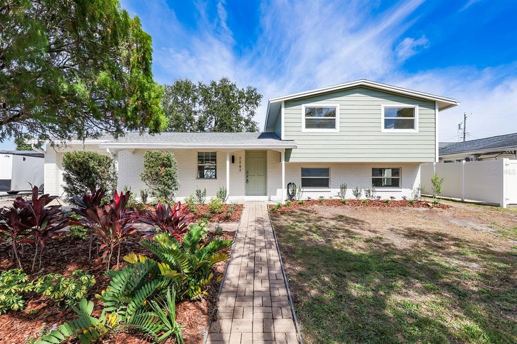 7507 W HANNA AVENUE TAMPA, FL 33615