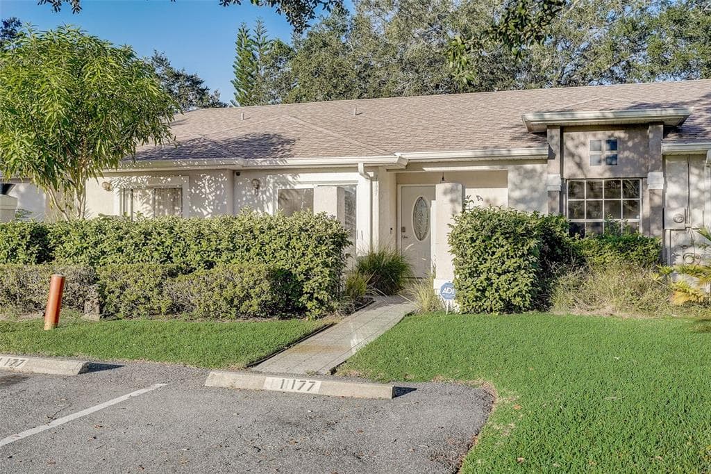 1177 LUCAYA CIRCLE UNIT OR ORLANDO, FL 32824