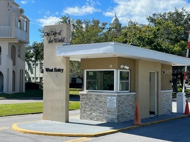 2257 WORLD PARKWAY BOULEVARD W UNIT 61 CLEARWATER, FL 33763