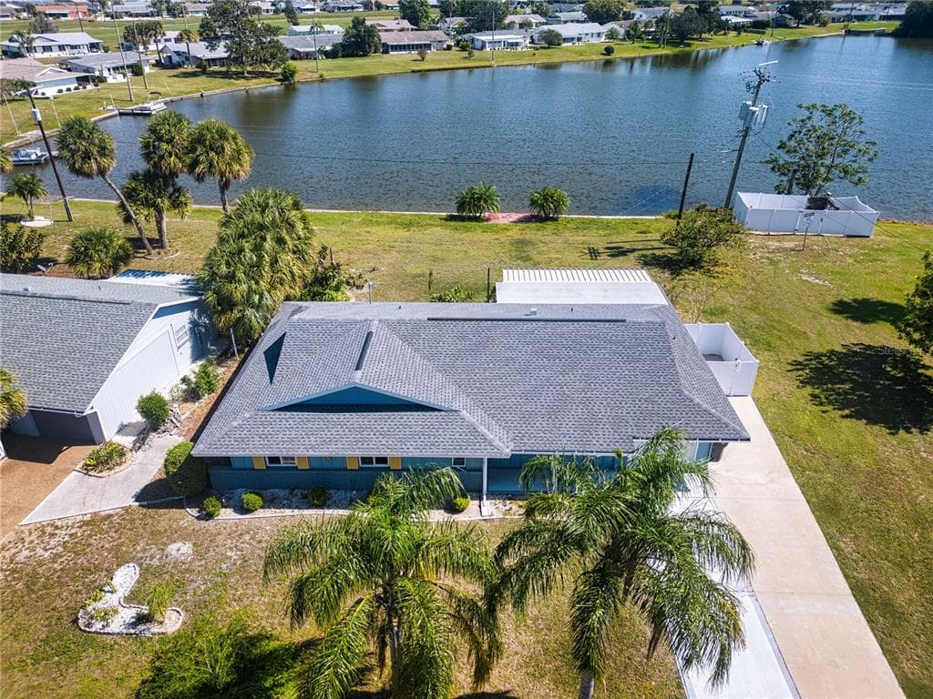 1001 CHERRY HILLS DRIVE SUN CITY CENTER, FL 33573