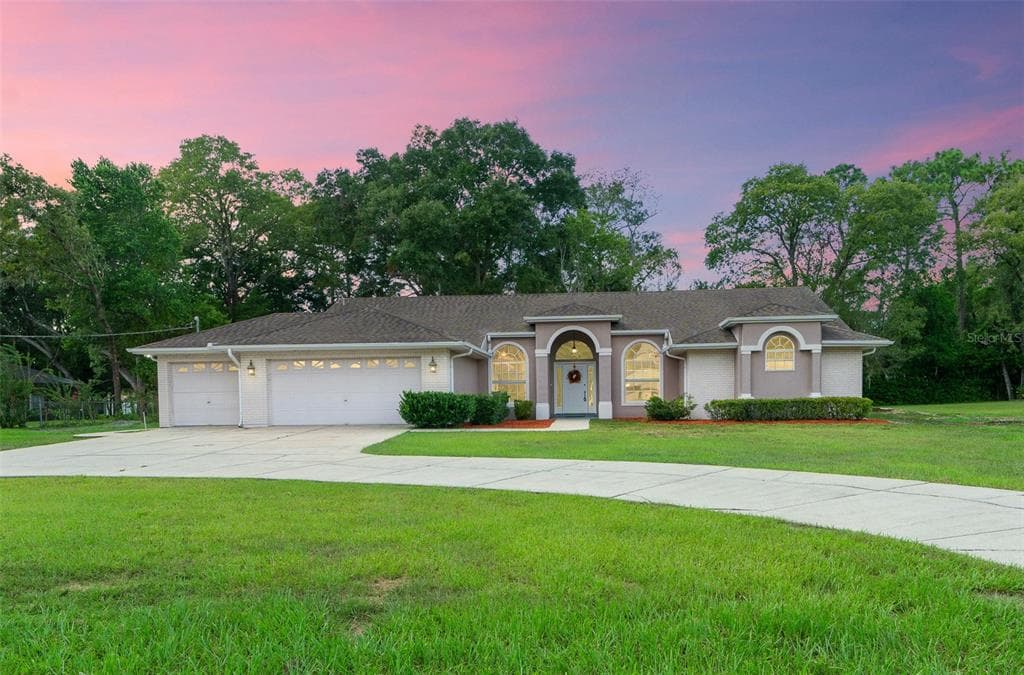 402 N MCGOWAN AVENUE CRYSTAL RIVER, FL 34429