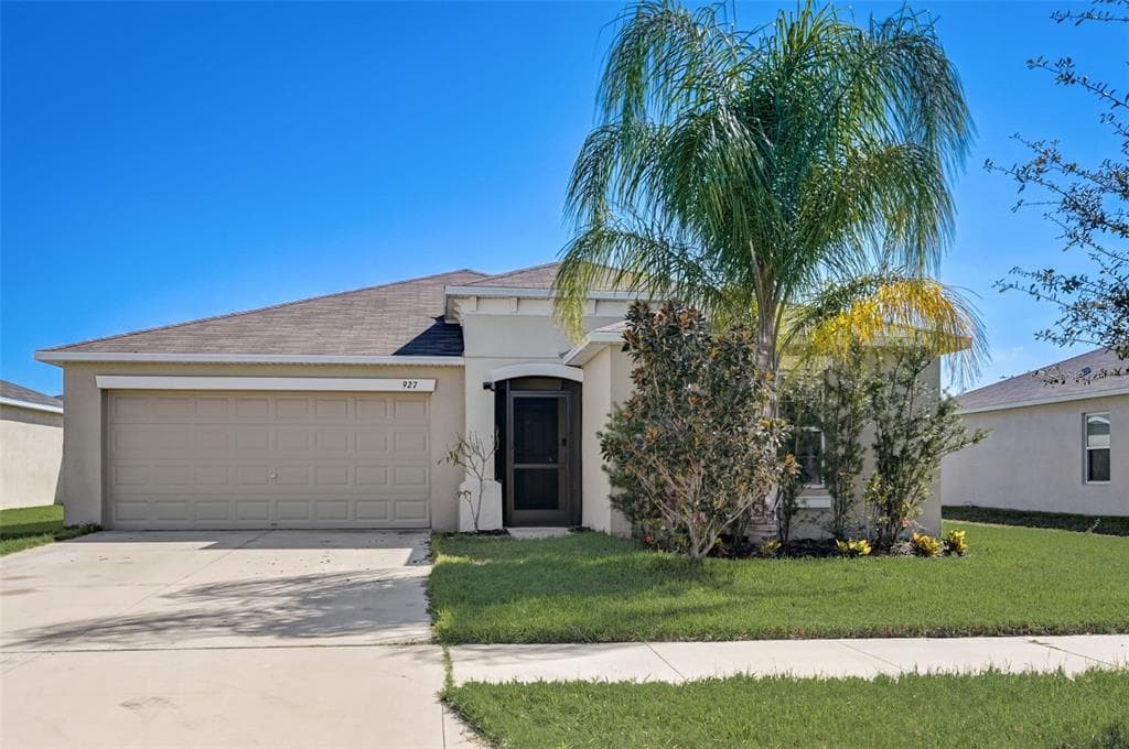927 ZONE TAILED HAWK PLACE RUSKIN, FL 33570