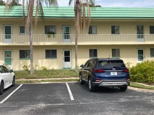 2005 GREENBRIAR BOULEVARD UNIT 6 CLEARWATER, FL 33763