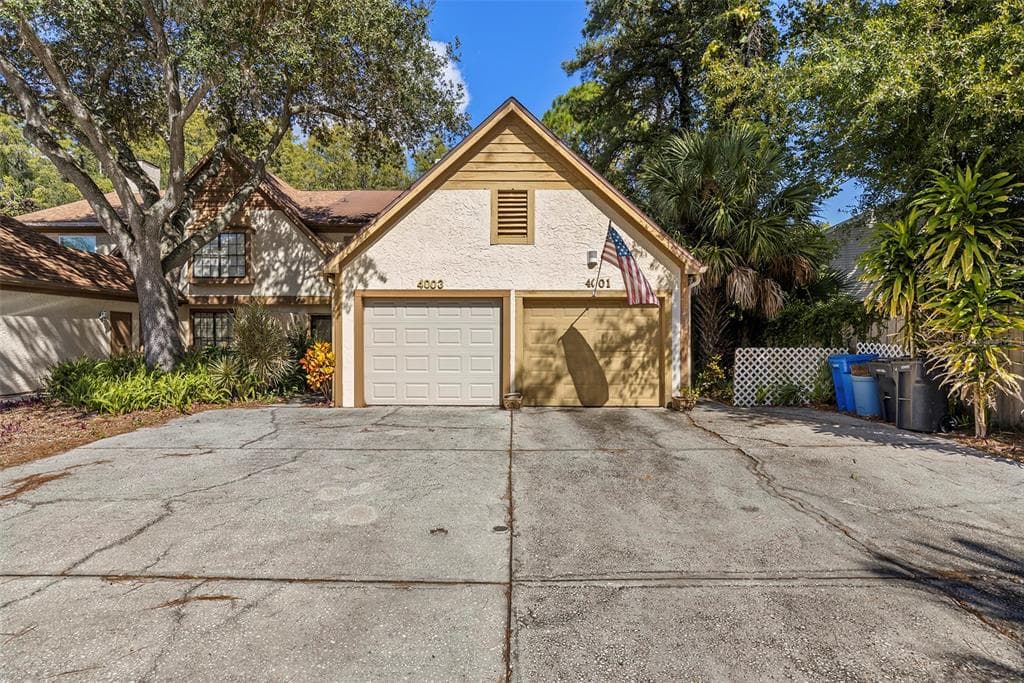 4001 HUXFORD COURT TAMPA, FL 33624