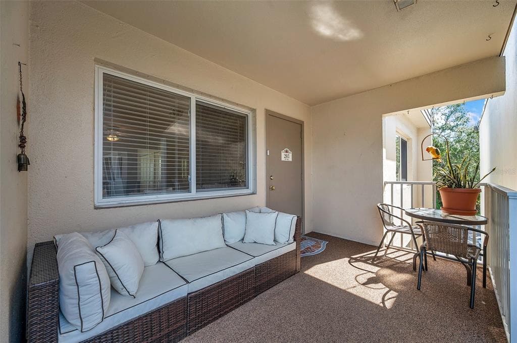 6700 1ST AVENUE S UNIT 203 ST PETERSBURG, FL 33707