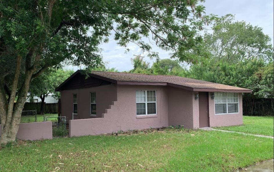 2705 6TH STREET W BRADENTON, FL 34205