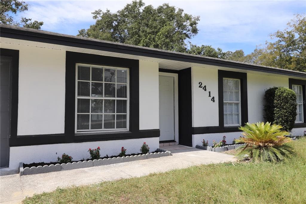 2414 SUTTON ROAD LAKELAND, FL 33810