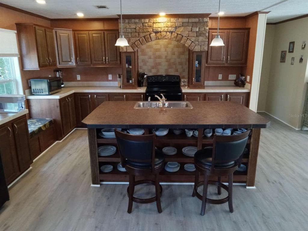 8237 MOLINA STREET NAVARRE, FL 32566