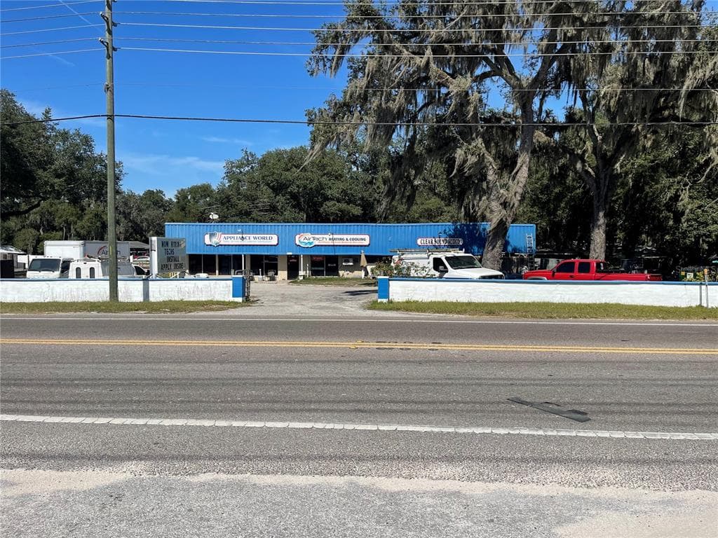 37643 W STATE ROAD 54 ZEPHYRHILLS, FL 33542