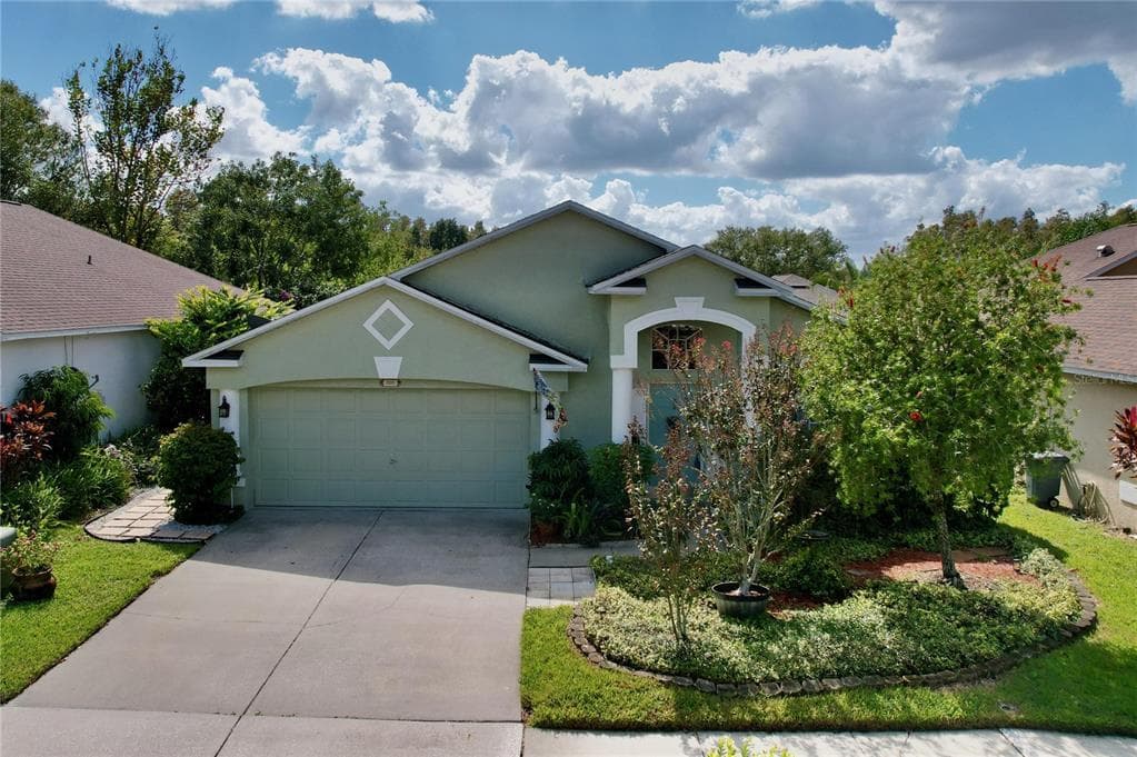 25237 SEVEN RIVERS CIRCLE LAND O LAKES, FL 34639