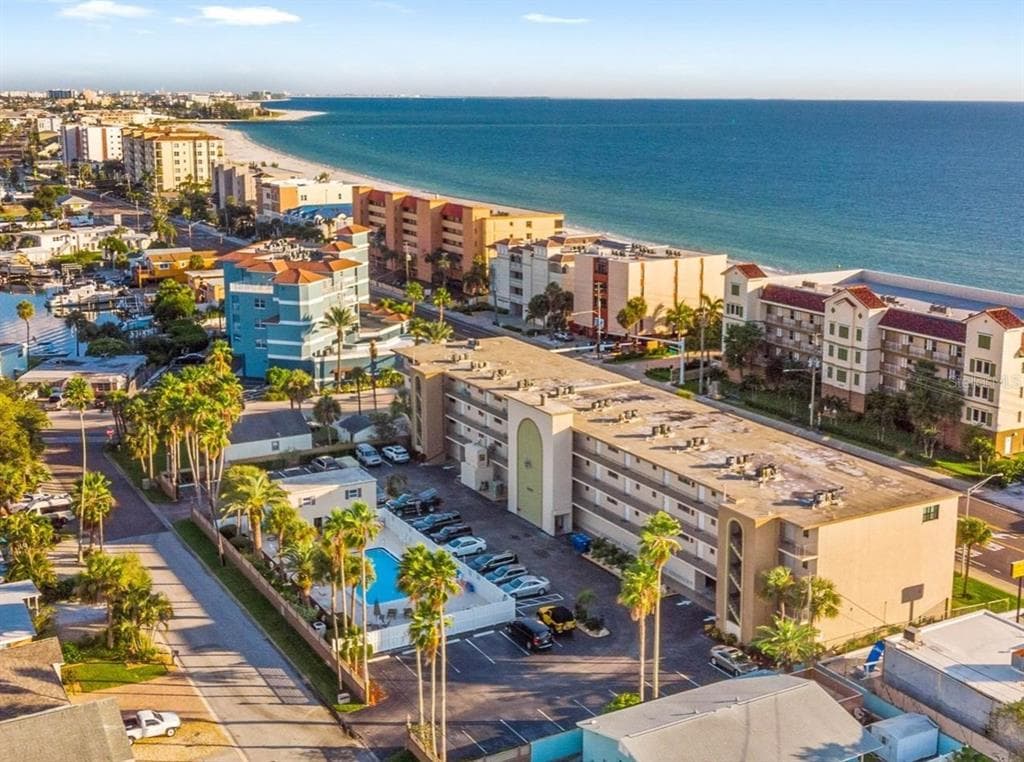 14001 GULF BOULEVARD UNIT 402