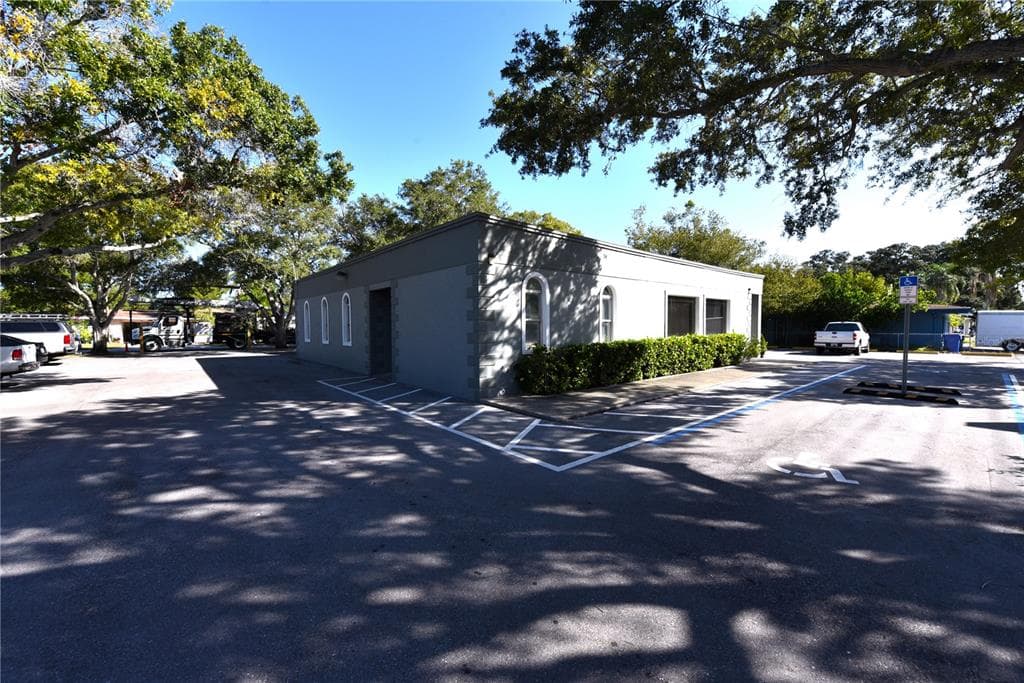 630 UNION STREET DUNEDIN, FL 34698