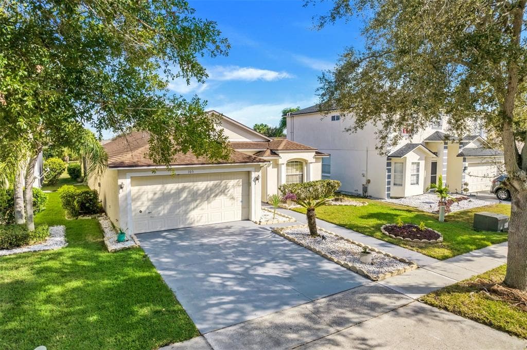 105 HARWOOD CIRCLE