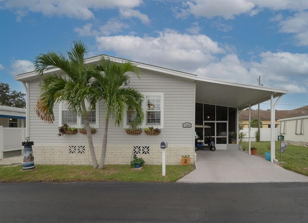 7158 40TH PLACE N UNIT 68