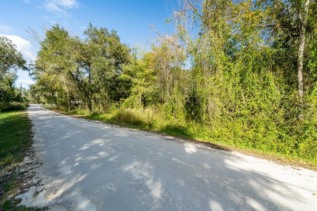 3232 POLARIS ROAD DADE CITY, FL 33523
