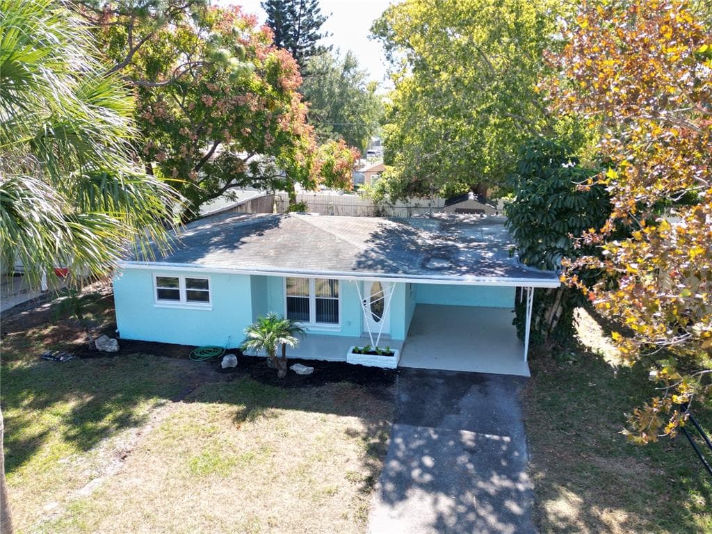 1961 LAKEWOOD DRIVE