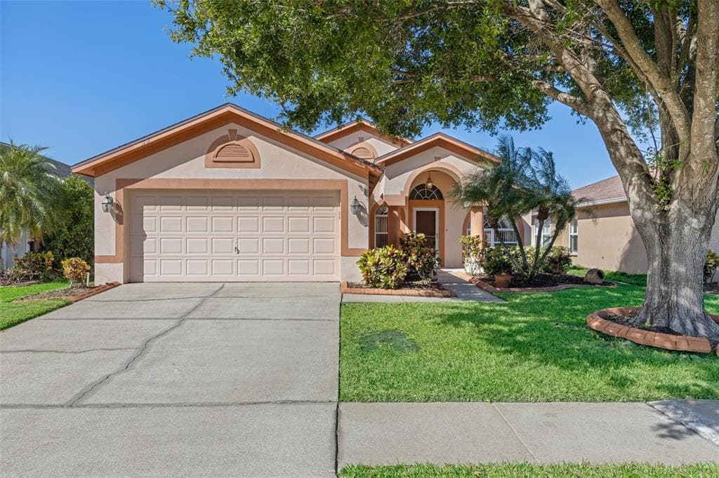 1727 HULETT DRIVE BRANDON, FL 33511