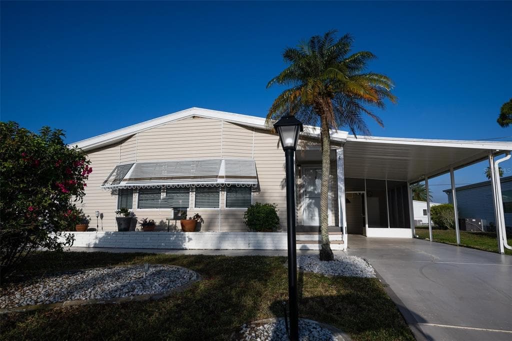 220 HIBISCO DRIVE NORTH PORT, FL 34287