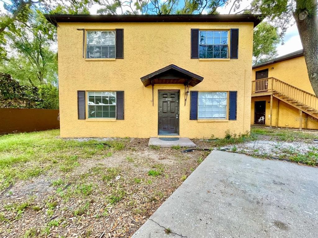 3826 LAKESHORE DRIVE UNIT A TAMPA, FL 33604
