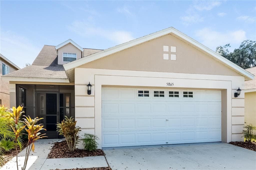 5865 WRENWATER DRIVE LITHIA, FL 33547