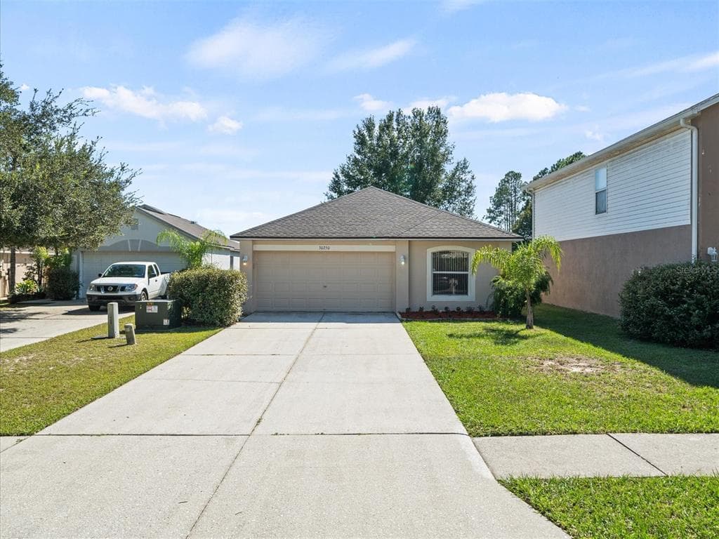 30250 DOUBLE DRIVE WESLEY CHAPEL, FL 33545