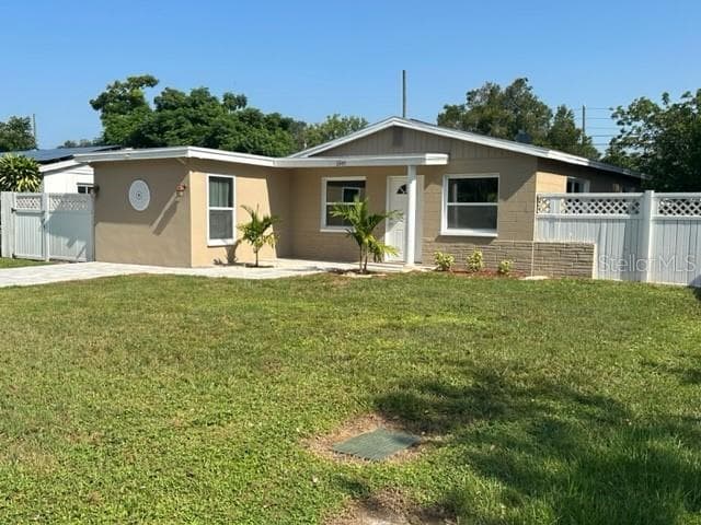 6949 77TH TER N PINELLAS PARK, FL 33781