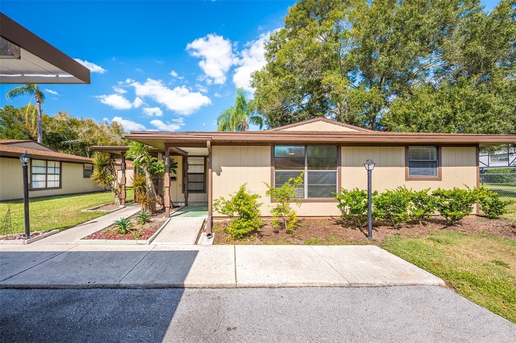 1980 TAHITIAN PLACE UNIT 38 DUNEDIN, FL 34698