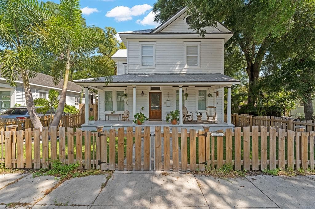 422 E FOREST AVENUE