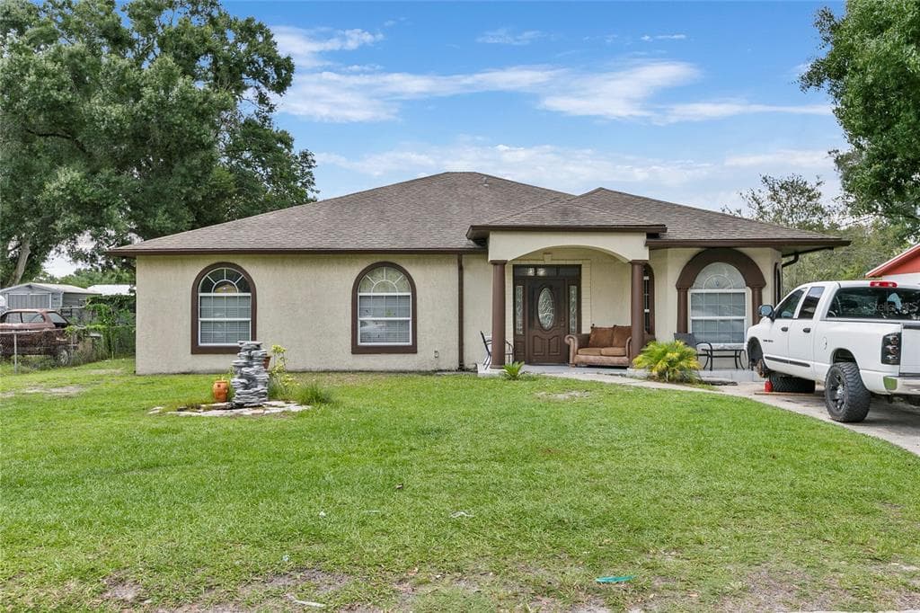 1702 E ALABAMA STREET PLANT CITY, FL 33563
