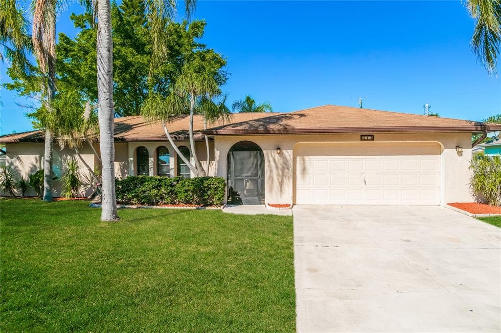 413 SE 29TH STREET CAPE CORAL, FL 33904