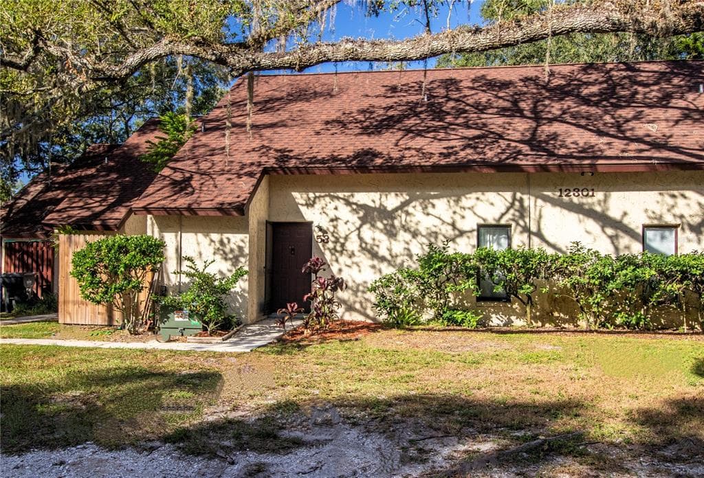 12301 N 58TH STREET UNIT 53 TAMPA, FL 33617