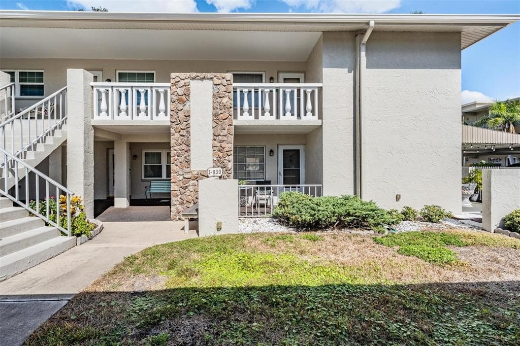 930 VIRGINIA STREET UNIT 103 DUNEDIN, FL 34698