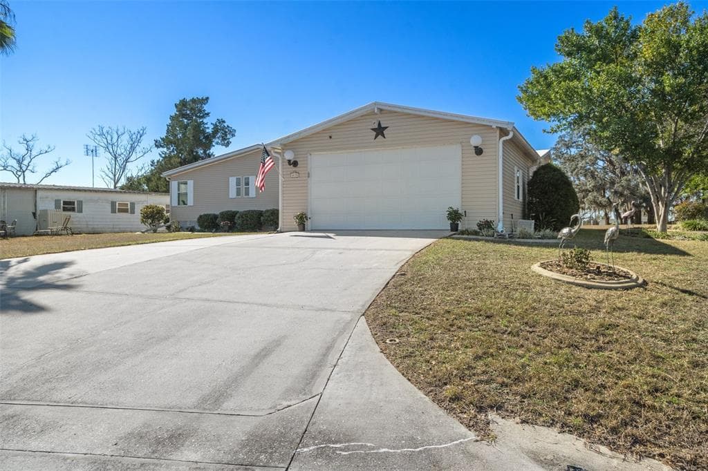 8638 HIGHPOINT BOULEVARD BROOKSVILLE, FL 34613