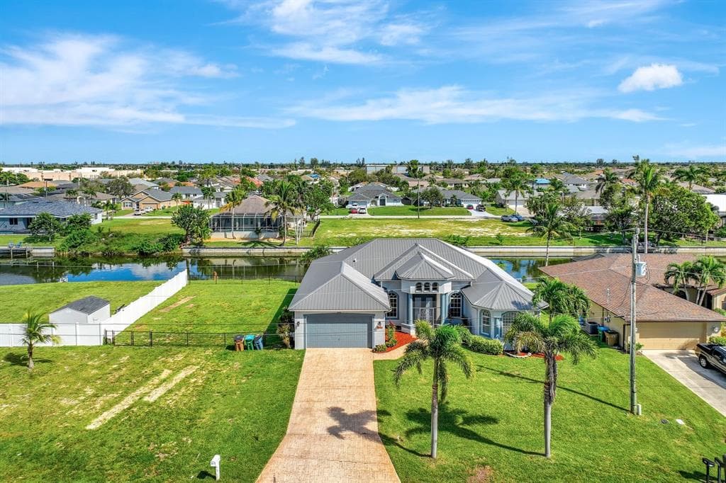 2709 SW 11TH AVENUE CAPE CORAL, FL 33914