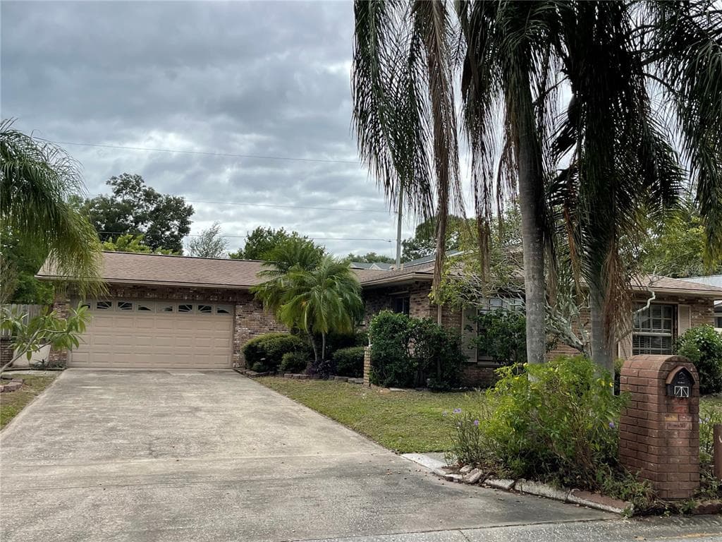 2295 REPUBLIC DRIVE DUNEDIN, FL 34698