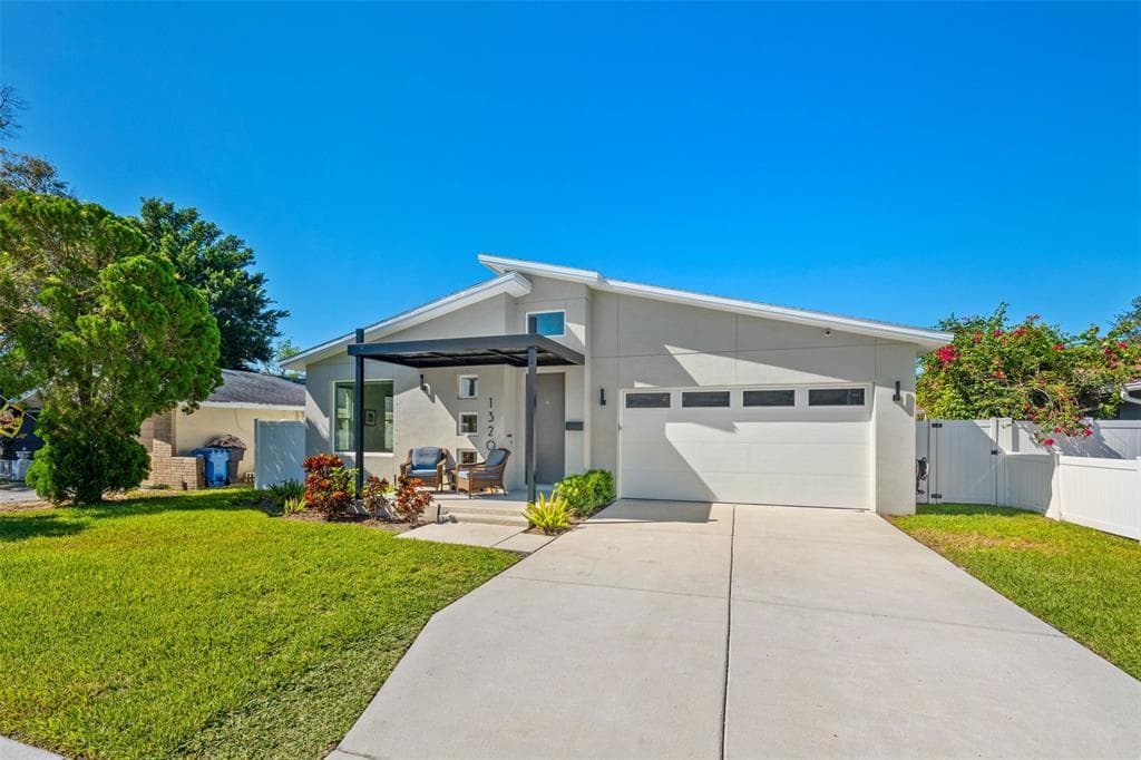 1320 45TH STREET N ST PETERSBURG, FL 33713