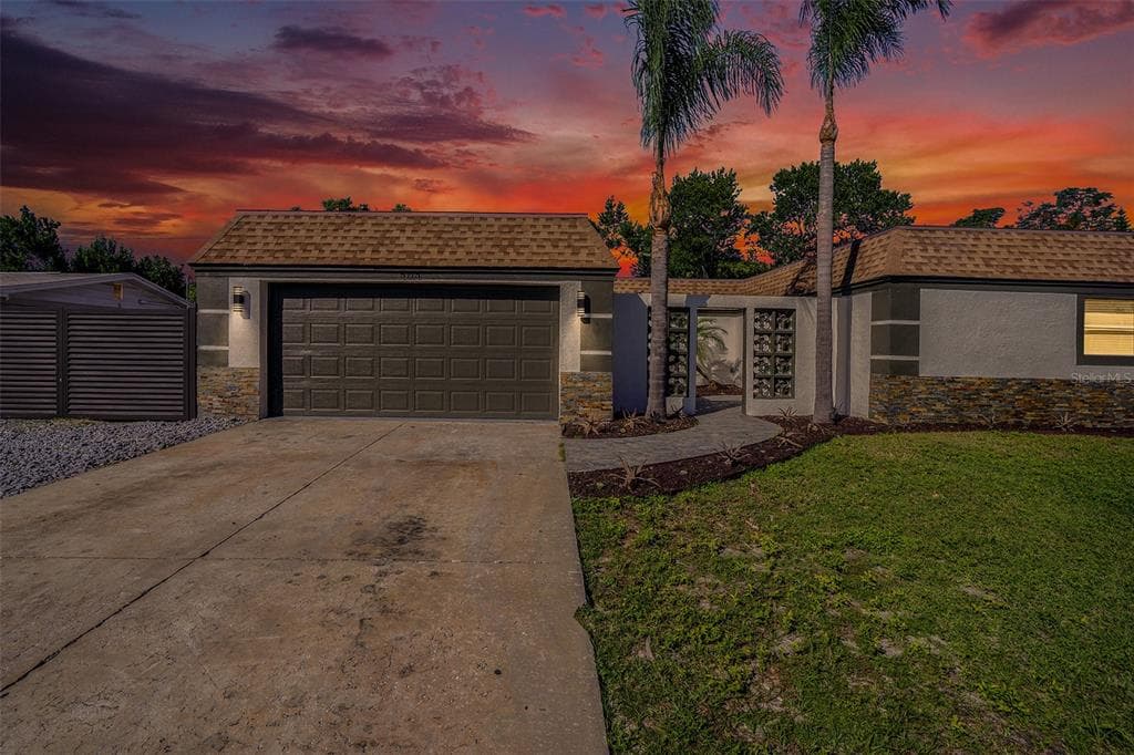 5115 RESEDA DRIVE NEW PORT RICHEY, FL 34652