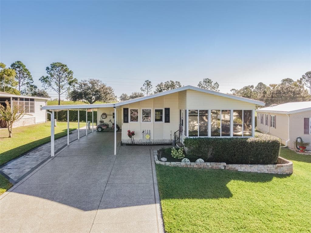 37708 NEUKOM AVENUE ZEPHYRHILLS, FL 33541