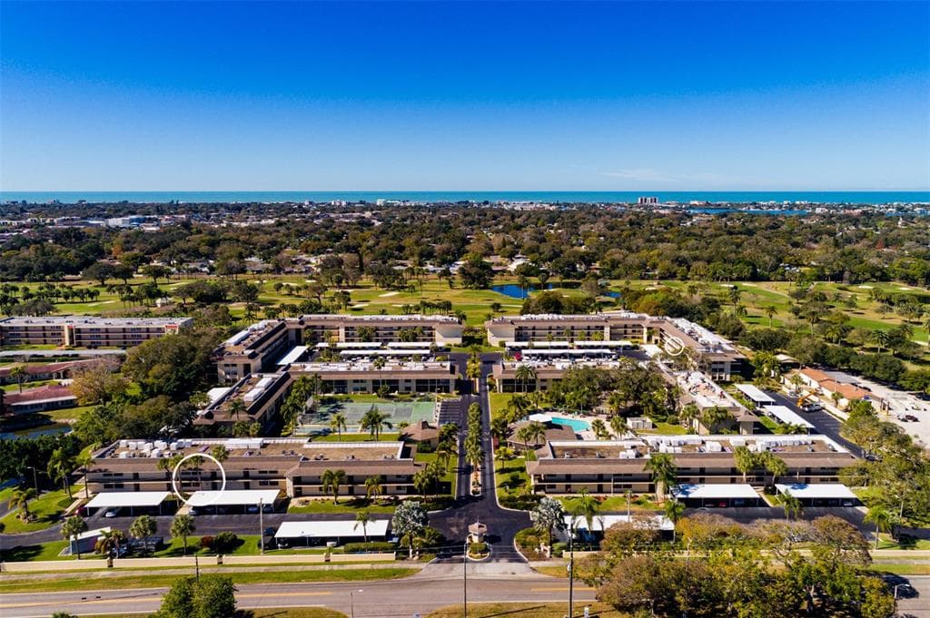 12300 VONN ROAD UNIT 10204 LARGO, FL 33774