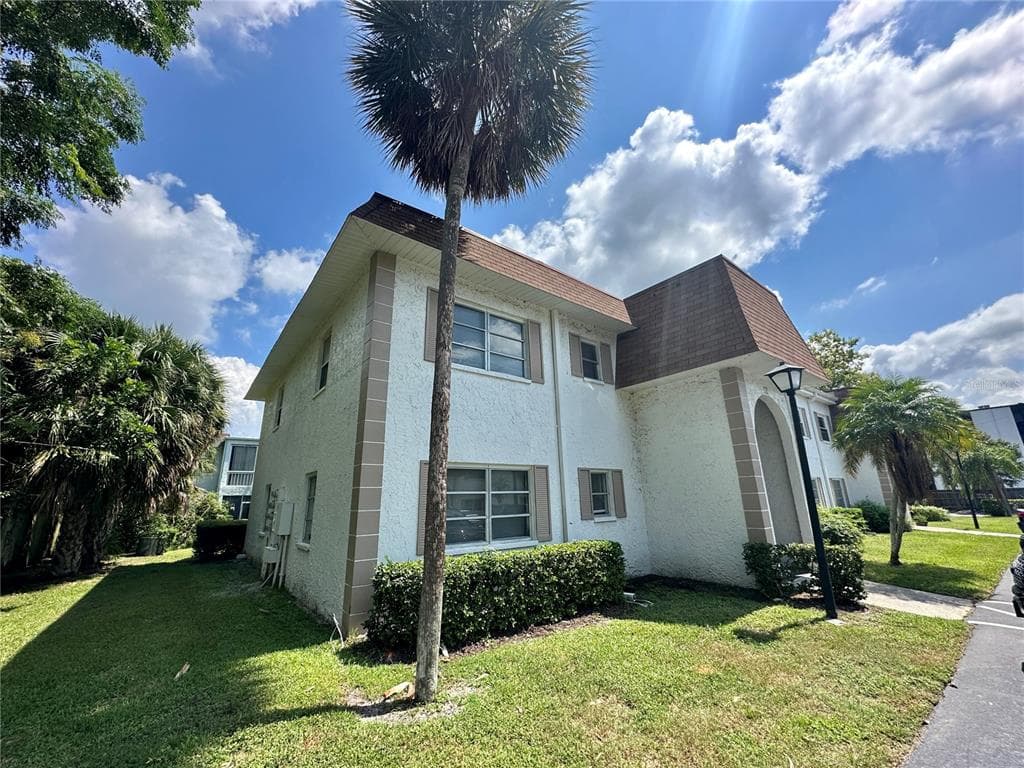 347 S MCMULLEN BOOTH ROAD UNIT 137 CLEARWATER, FL 33759