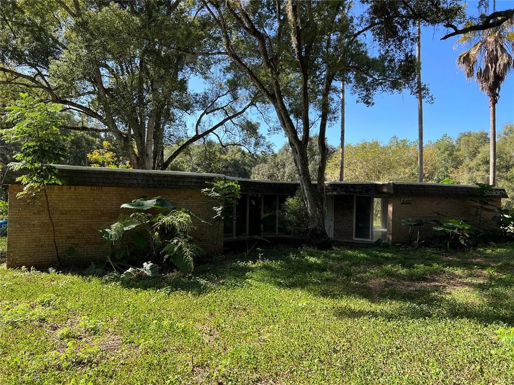 16439 SWEETWATER ROAD DADE CITY, FL 33523