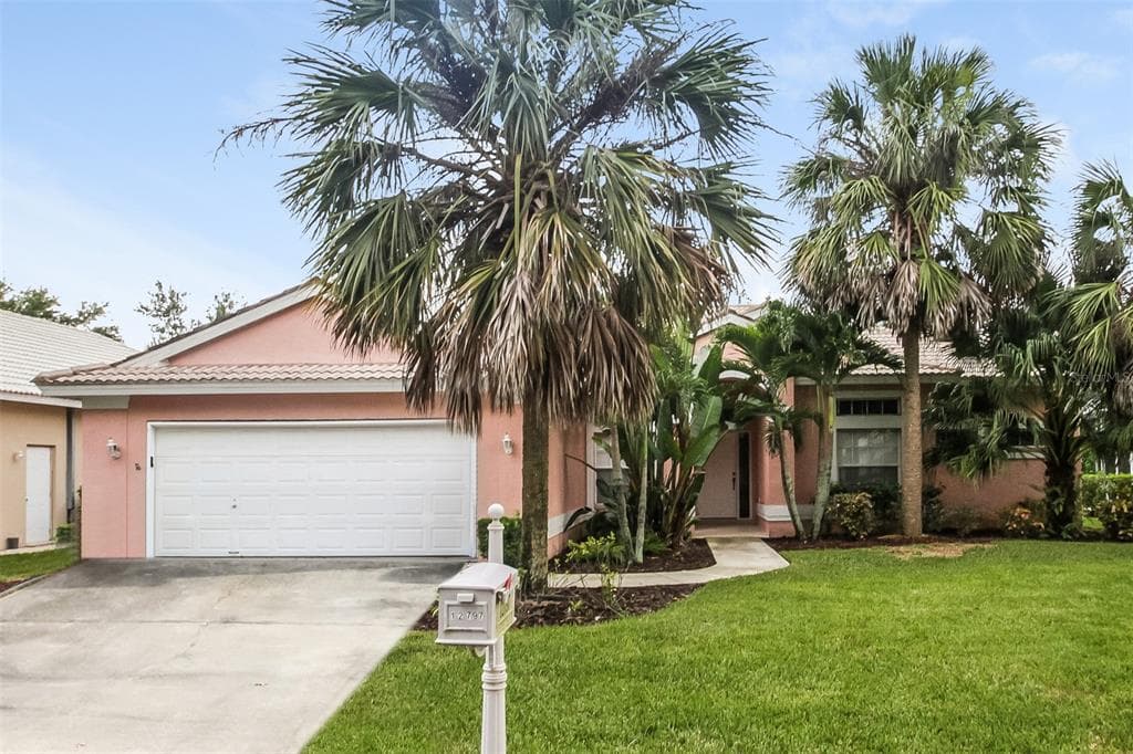 12797 VISTA PINE CIRCLE FORT MYERS, FL 33913