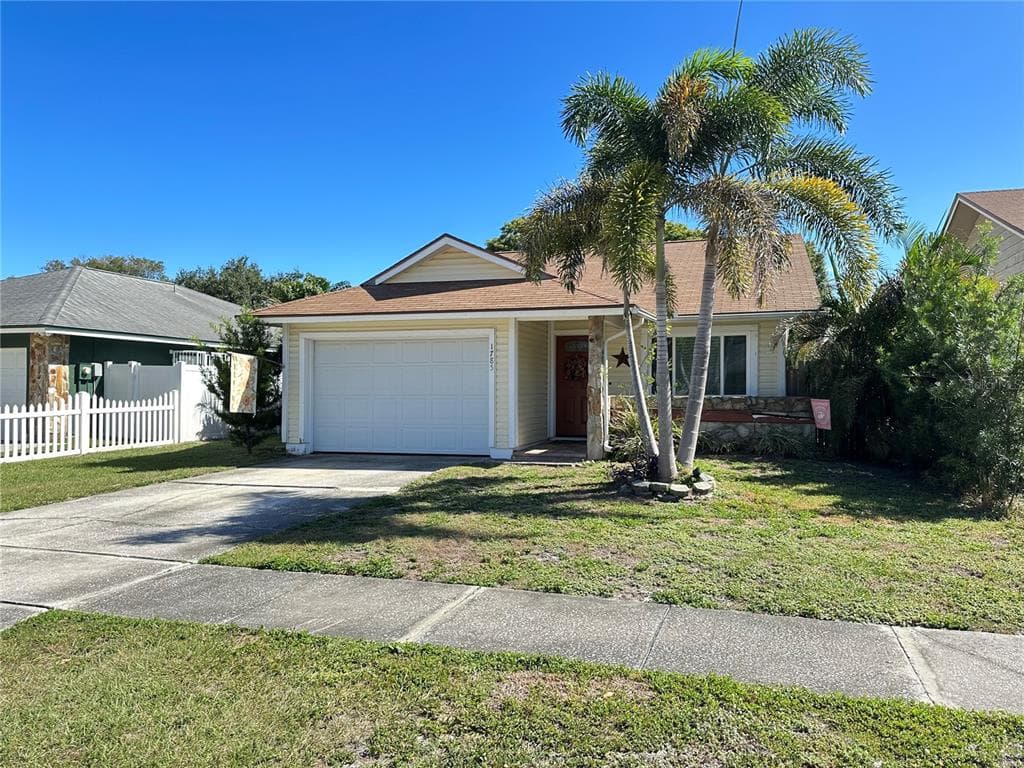 1785 WHISPERING DRIVE W LARGO, FL 33771